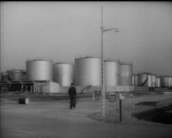 BRITAIN'S NEW OIL REFINERY News Clip