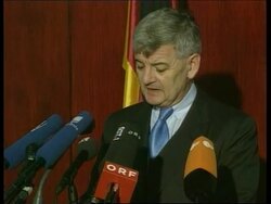 Fischer meets Macedonian president and prime minister. News Clip