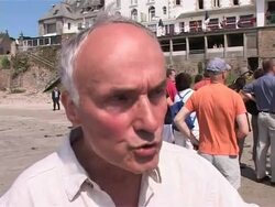 CLEAN: Solar eclipse spreads cloak of darkness over Hong Kong News Clip