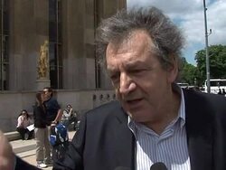 CLEAN: Personalities turn out for Iranian protests News Clip