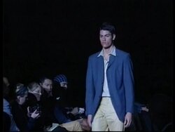 ENTERTAINMENT DAILY: ENT2- NEW YORK FASHION News Clip