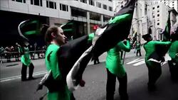 VOICED : Polemico desfile de San Patricio en Nueva York News Clip