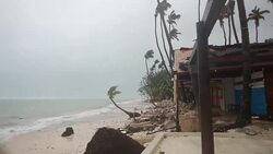 CLEAN : Hurricane Maria nears Punta Cana in Dominican Republic News Clip