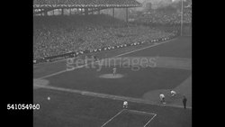 NY Yankees win 1932 World Series against Chicago Cubs in game four in Chicago News Clip