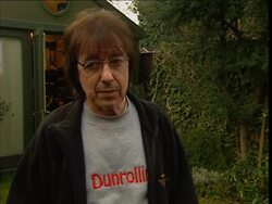 UK stars record tsunami charity appeal record News Clip