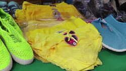 CLEAN : Chileans shop for yellow undies in New Year's tradition News Clip