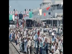 SYND 3 8 74 KING FAISAL OF SAUDI ARABIA AND EGYPT'S PRESIDENT, ANWAR SADAT, ON TRAIN JOURNEY News Clip