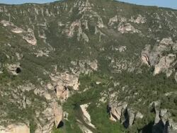 Through The Gorges Du Tarn Near Almieres Stock Footage