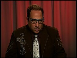 Author writes tell-all book about Brad Pitt and Angelina Jolie News Clip