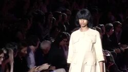 Marc Jacobs closes NY Fashion Week with military styles and a bright pink house Instructional Video