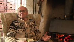 VOICED : Estofado de animal atropellado News Clip