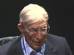 John Wooden: The difference between winning and succeeding Instructional Video
