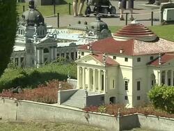 Pull Back Shot Mini Europe Brussels Belgium Stock Footage