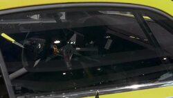 2015 Volkswagen Beetle GRC montage Stock Footage