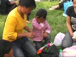 WRAP Mother and children struggle to cope in quake zone; essential supplies running out News Clip
