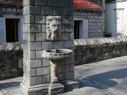 Jewish fountian in Dubrovnik Stock Footage