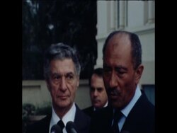 CUTS 18 12 80 PRESIDENT SADAT MEETS UNITED STATES ENVOY LINOWITZ News Clip