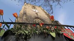 St Peters Church & Tulips, Nottingham, England, UK, Europe Stock Footage