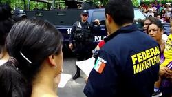 VOICED : Mexico: hallan a cientos en condiciones infrahumanas News Clip