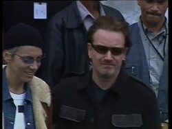 Nelson Mandela gives press conference with stars of AIDS benefit News Clip