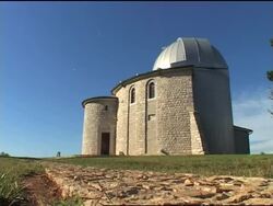 Students spend summer holidays star gazing News Clip