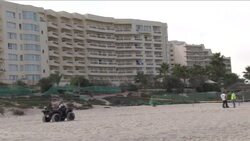 CLEAN : Suicide bomber hits Tunisia resort beach News Clip