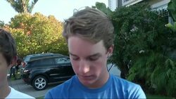 Fans lay flowers in tribute to Robin Williams News Clip