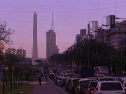traffic in buenos aires Stock Footage