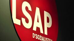 Socialists comment as early results show Junker's Christian Democrat party leading poll News Clip