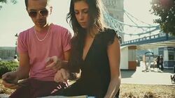 Couple of tourists in London Stock Footage