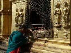tibetan prayer wheel nepal Stock Footage