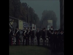SYND 29-10-69 DEMONSTRATION OUTSIDE AND CARS AT TURIN MOTOR SHOW News Clip