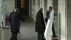 Arrivals for Syria peace talks, which have made little headway so far Instructional Video