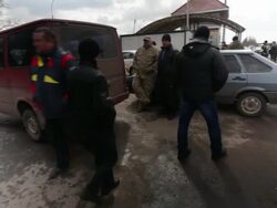 Ukrainian men at checkpoint in donetsk Urkaine Stock Footage