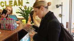 Pop-up cafe trades plastic waste for meals News Clip