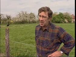 Voters in France as Slovak lawmakers decide on EU constitution News Clip