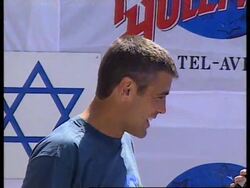 ISRAEL: ACTOR GEORGE CLOONEY VISITS PLANET HOLLYWOOD RESTAURANT Instructional Video