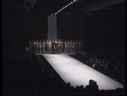 ITALY: MILAN FASHION WEEK: DOLCE &amp;amp; GABBANA COLLECTION Instructional Video