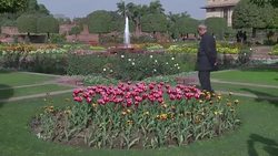 CLEAN : Indian president opens Mughal Gardens to the public News Clip