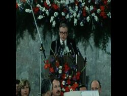 SYND 15 5 76 VICE PRESIDENT ROCKEFELLER WITH SCHEEL AND SCHMIDT News Clip