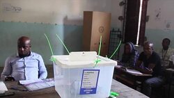 CLEAN : Crowded field competes for Comoros president News Clip