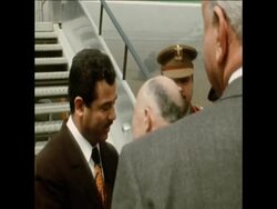 SYND 27-3-72 EGYPTIAN AND IRAQI DELEGATIONS ON UNION BETWEEN THE TWO COUNTRIES AND SYRIA News Clip