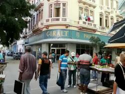 MS Shot of Market near Havana busy street at day time / Havana, Cuba  Stock Footage