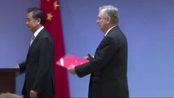 China's FM meets Brazilian counterpart; pledges LATAM support News Clip