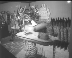 ONE ROOM LIVING News Clip