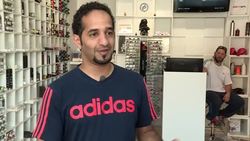 Art blending calligraphy and graffiti News Clip