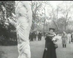 DUCHESS OPENS SCULPTURE DISPLAY News Clip