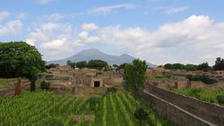 Italy, Pompeii - Marina gate Instructional Video