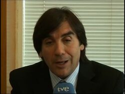 Group accuses government of trying to "expropriate" Aerolineas Argentinas News Clip