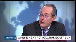 Credit Suisse Said to Study Novel Bond Sale News Clip